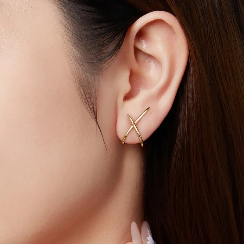 (zdjęcie do) Pandora Style S925 Srebrne Kolczyki Słupki Minimalistyczne X-Line z Pozłoceniem - Wyświetl 9