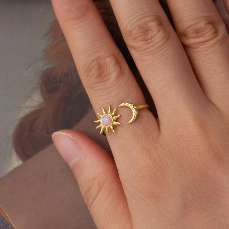 (zdjęcie do) Pandora Style 925 Srebrna pierścionek otwarty Słońce Księżyc z syntetycznym opal - Wyświetl 4