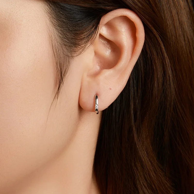 (zdjęcie do) Pandora Style 925 Srebrne Kolczyki Kwadratowe z Moissanitem z Certyfikatem - Biż - Wyświetl 9