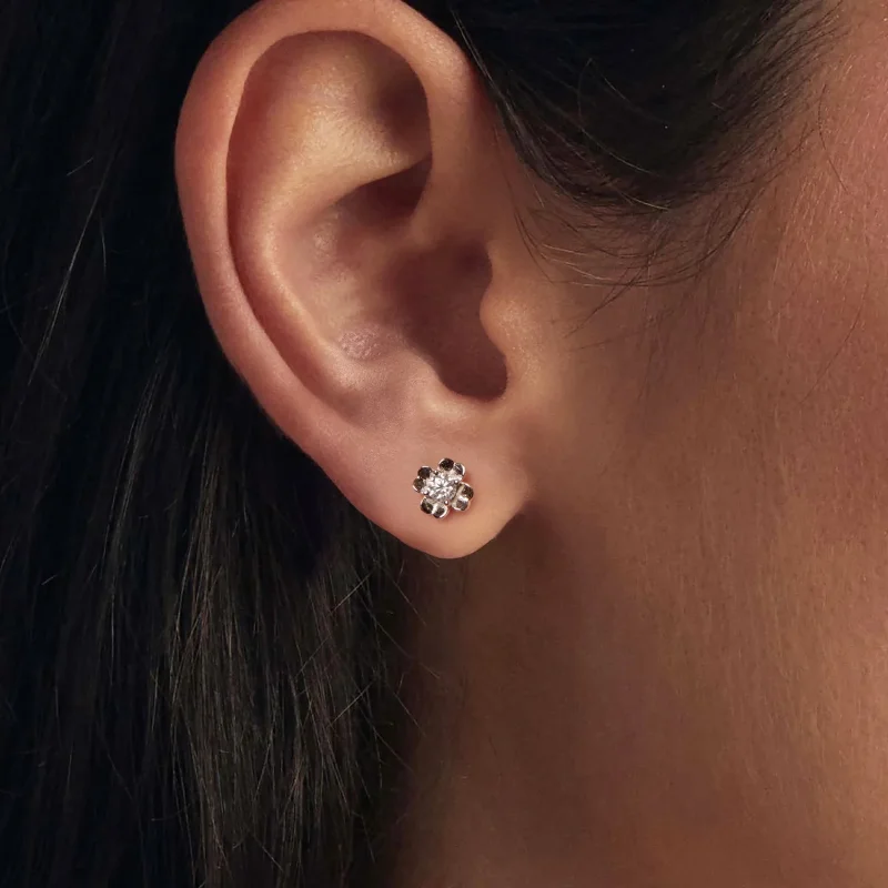 (zdjęcie do) Pandora Style 925 Srebrne Kolczyki z Moissanitem w Koniczynce z Certyfikatem - P - Wyświetl 5