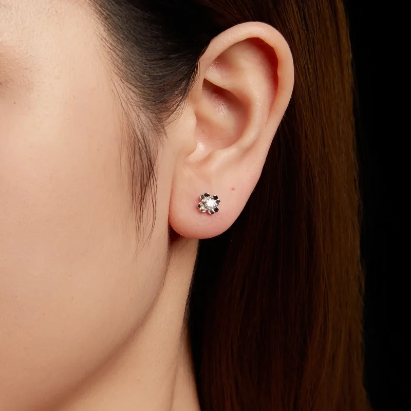 (zdjęcie do) Pandora Style 925 Srebrne Kolczyki z Moissanitem w Koniczynce z Certyfikatem - P - Wyświetl 7