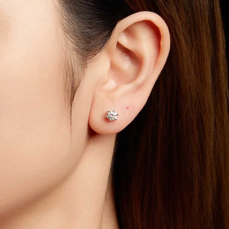 (zdjęcie do) Pandora Style Kolcowe Kolczyki z Moissanitem 6-Szpilkowe z Platerowanym Platyną - Wyświetl 9