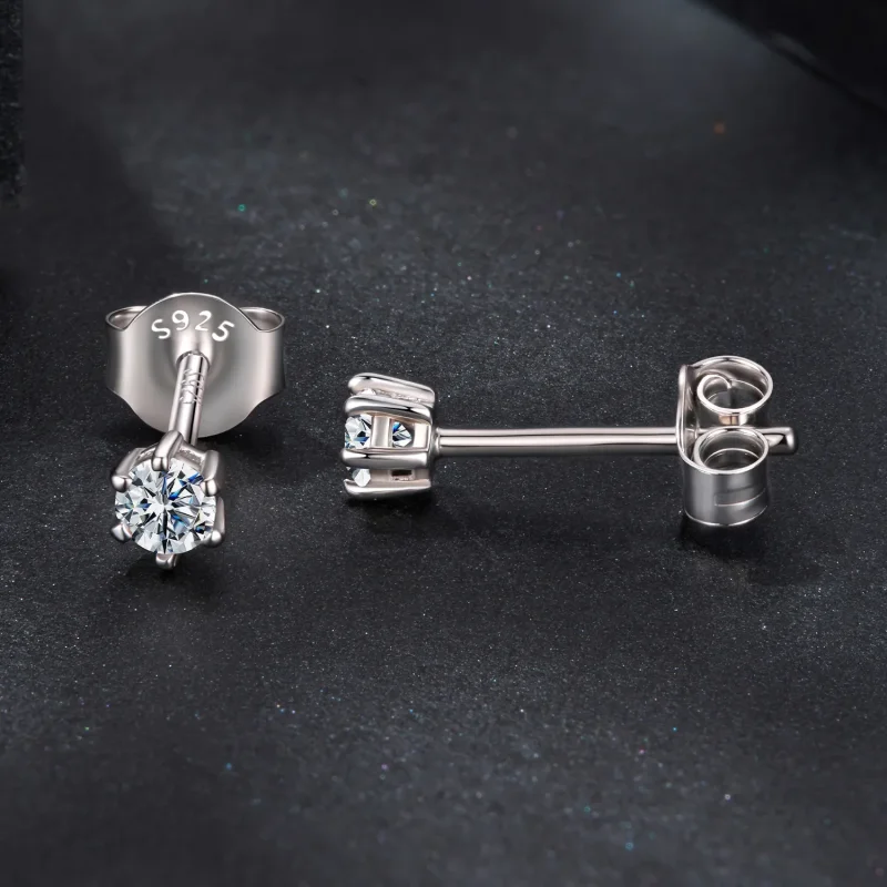 (zdjęcie do) Pandora Style Kolcowe Kolczyki z Moissanitem z 6 Zaczepami, Platerowane Platyną - Wyświetl 4