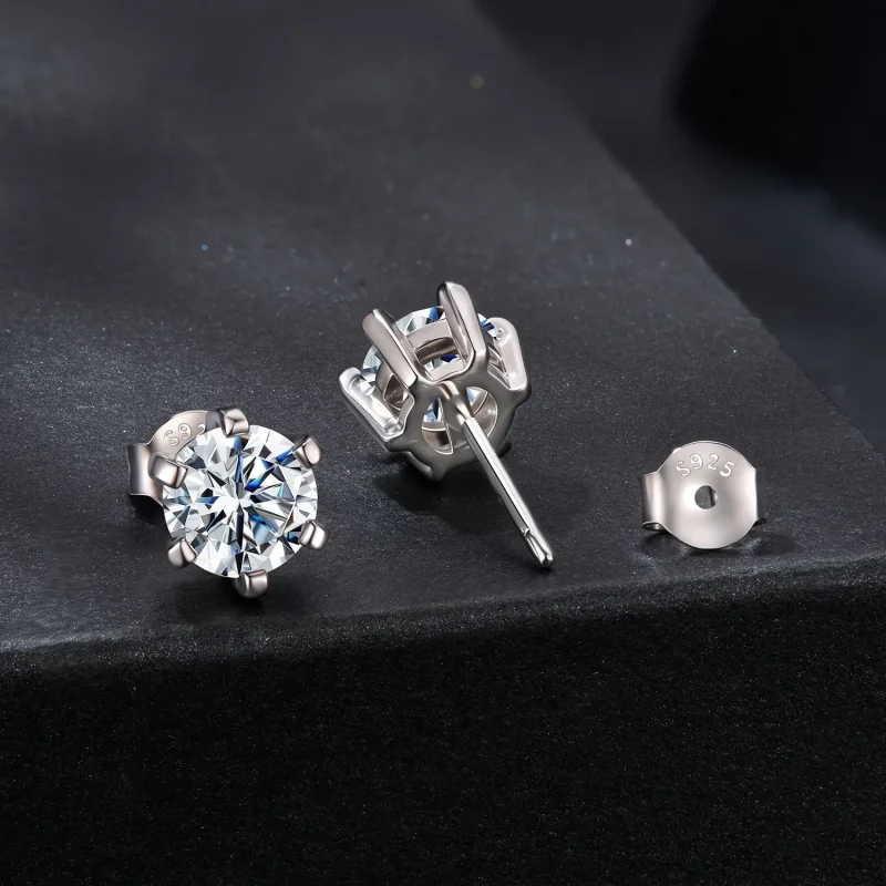 (zdjęcie do) Pandora Style Kolcowe Kolczyki z Moissanitem z 6 Zaczepami, Platerowane Platyną - Wyświetl 2
