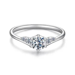Pierścionek ślubny z moissanitem inspirowany stylem Pandory, 925 srebro sterling z platyną i certyfikatem - MSR071 (zdjęcie do) Pierścionek ślubny z moissanitem inspirowany stylem Pandory, 925 srebro sterling z platyną i certyfikatem - MSR071