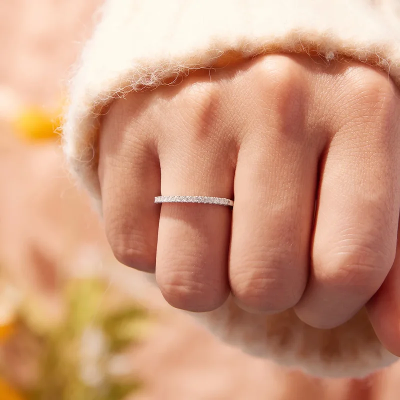 (zdjęcie do) Pandora Style Półwieczność Pierścionek Zaręczynowy z Moissanite 925 Srebro Plate - Wyświetl 9