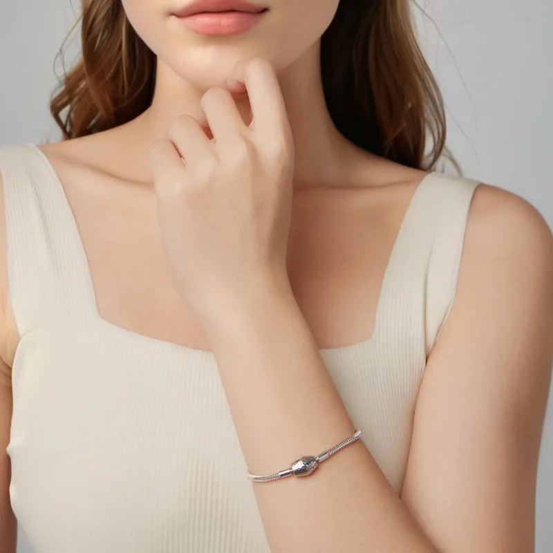 (zdjęcie do) Pandora Style-Inspired Bransoletka z kości węża ze srebra sterling z cyrkoniami - Wyświetl 6