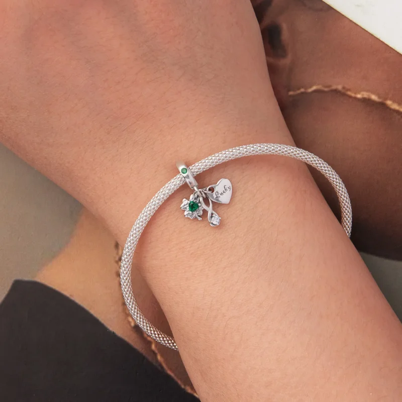(zdjęcie do) Pandora Style 925 Srebro Próby Oxydowane Zawieszka Czterolistna Koniczyna z Cyrk - Wyświetl 5