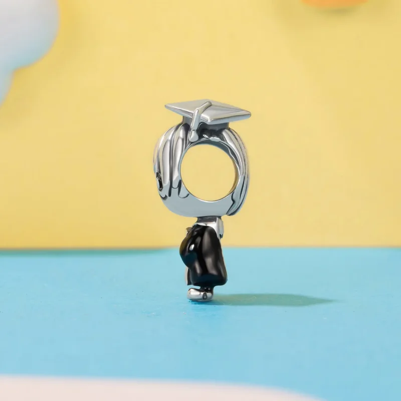 (zdjęcie do) Pandora Style 925 Srebrna Sakiewka z Chłopcem Absolwentem - SCC3126 - Wyświetl 3