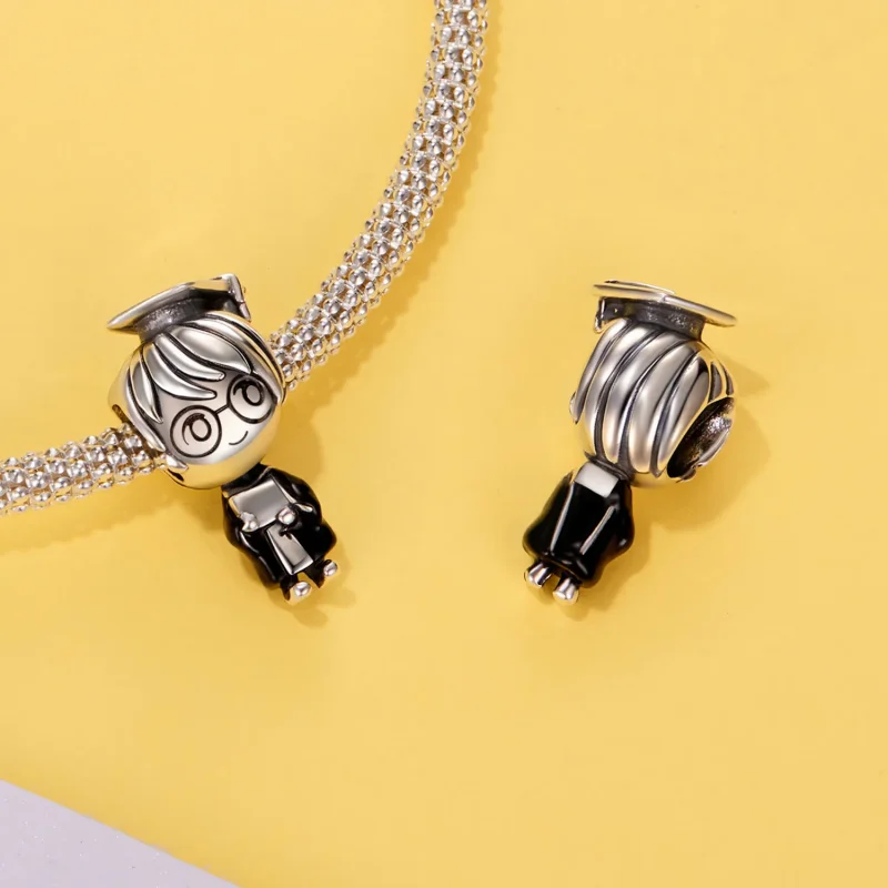 (zdjęcie do) Pandora Style 925 Srebrna Sakiewka z Chłopcem Absolwentem - SCC3126 - Wyświetl 4