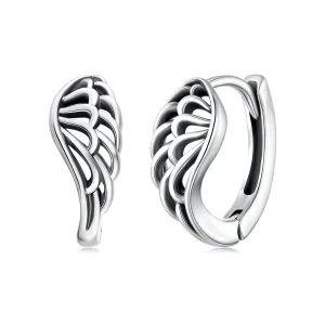 Pandora Style Srebrne Kolczyki Huggie ze Skrzydłem z Oksydowanym Wykończeniem - SCE1890 (zdjęcie do) Pandora Style Srebrne Kolczyki Huggie ze Skrzydłem z Oksydowanym Wykończeniem - SCE1890