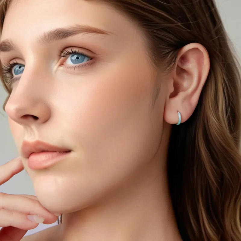(zdjęcie do) Pandora Style 925 Srebrne Kolczyki Obręcze z Zieloną Emalią i Efektem Utleniania - Wyświetl 7