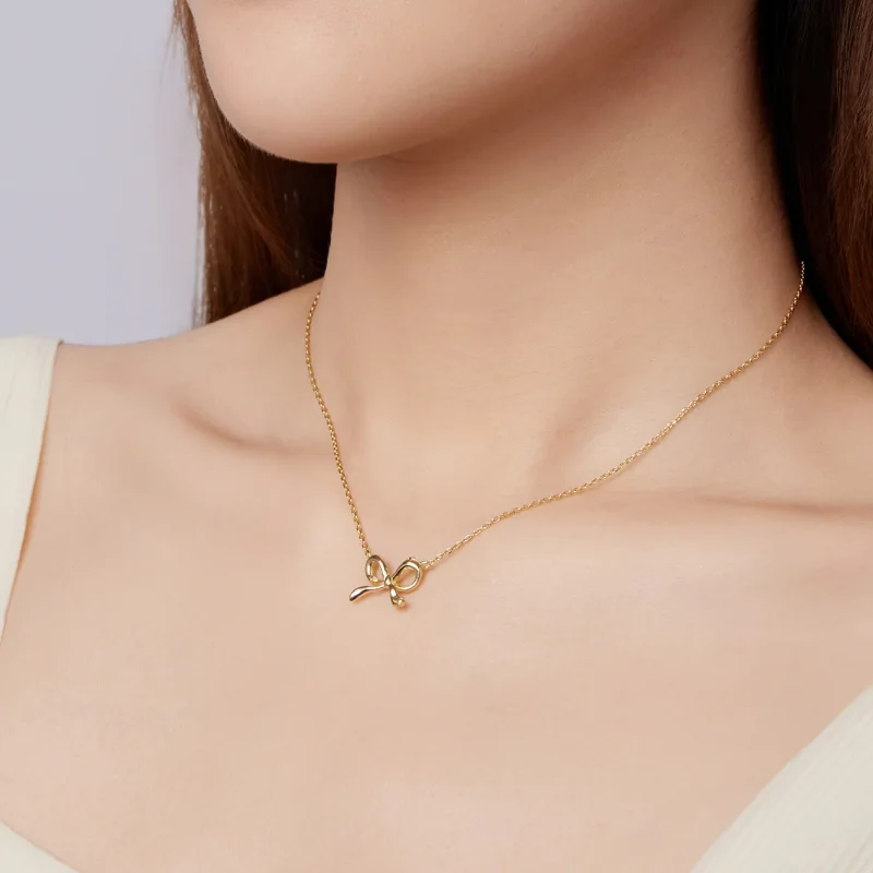 (zdjęcie do) Pandora Style Złoty Wisiorek z Kokardą - Srebro Próby 925 z Pozłotą - SCN539-B - Wyświetl 8
