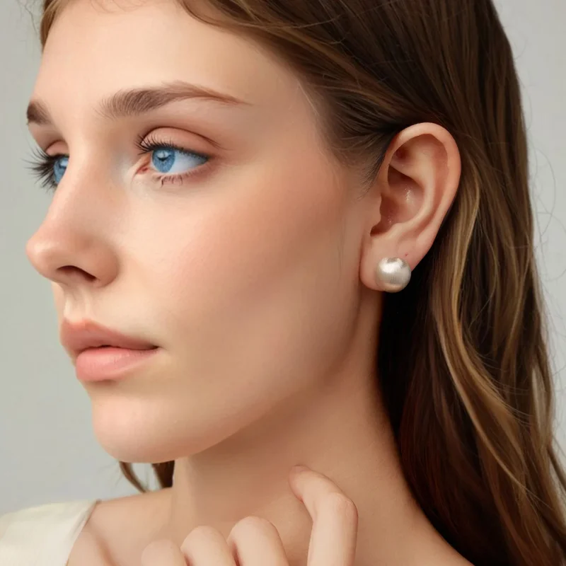 (zdjęcie do) Pandora Style Metalowe Kolczyki Kulki - Miedź Posrebrzana 925 - YIE276 - Wyświetl 7