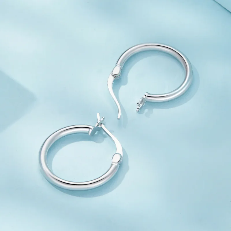(zdjęcie do) Pandora Styl Średnie kolczyki w kształcie okręgu - SCE1608-M - Wyświetl 4