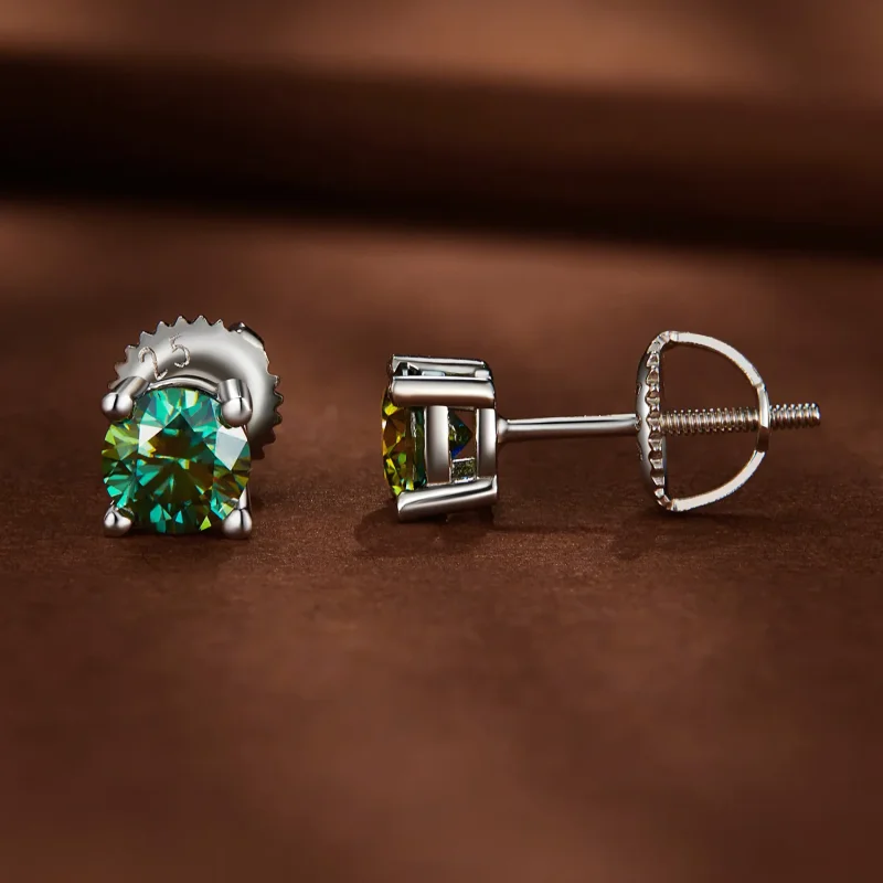 (zdjęcie do) Pandora Style 0.5 Karata kolczyki sztyfty z czterema zaciskami i moissanitem - M - Wyświetl 2