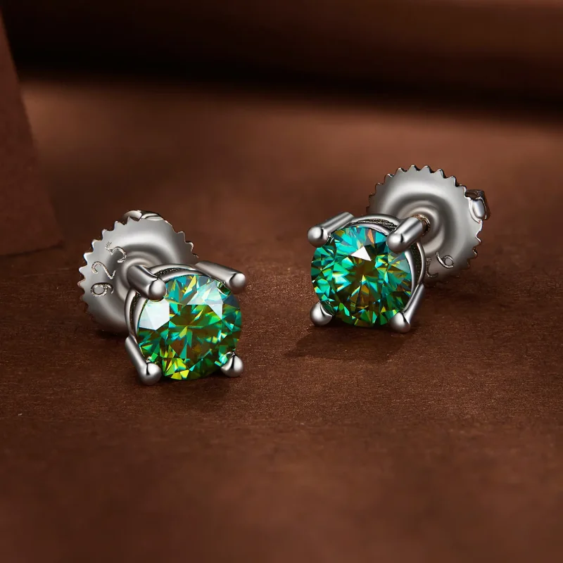 (zdjęcie do) Pandora Style 0.5 Karata kolczyki sztyfty z czterema zaciskami i moissanitem - M - Wyświetl 3