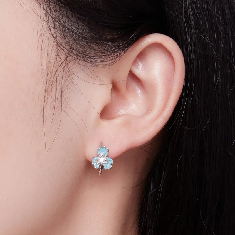 (zdjęcie do) Pandora Style Blue Iris kolczyki w formie obręczy - BSE843 - Wyświetl 6