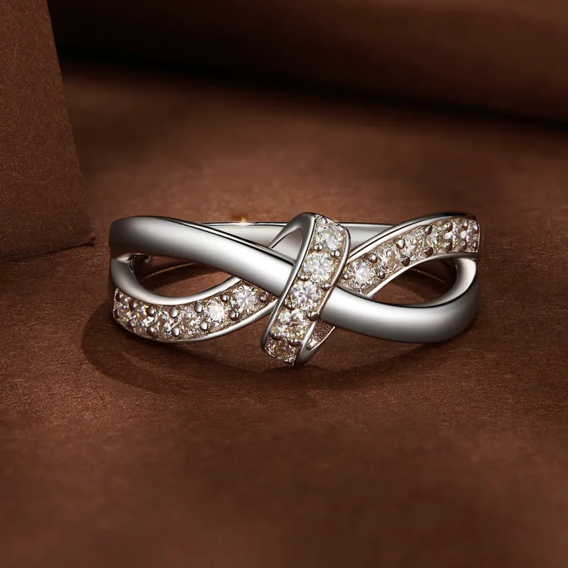 (zdjęcie do) Pandora Style Cross Wound Moissanite Ring - MSR031 - Wyświetl 3
