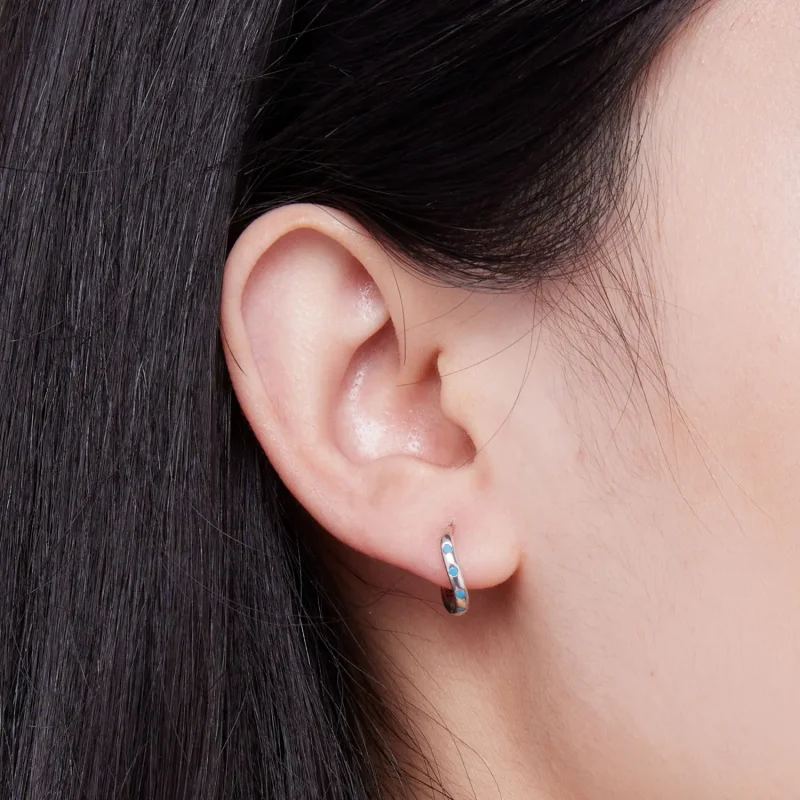 (zdjęcie do) Pandora Style Fala Kolczyki Hoops - SCE1593 - Wyświetl 5