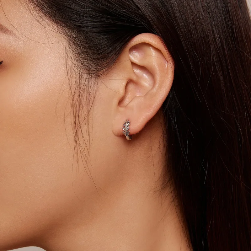(zdjęcie do) Pandora Style Kolczyki Hoops z Liśćmi - BSE500-A - Wyświetl 5