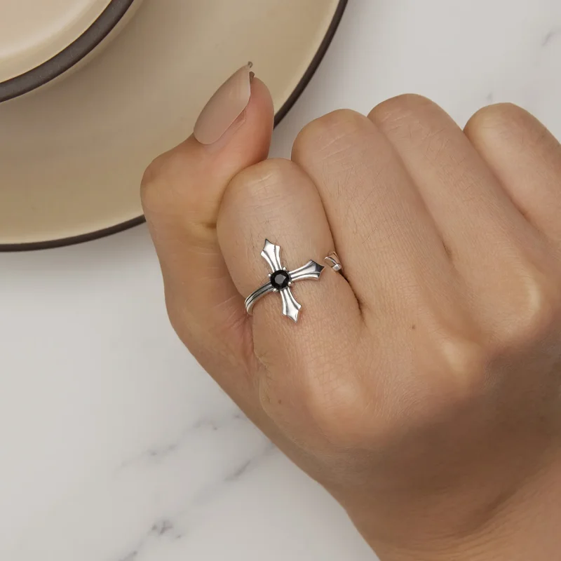 (zdjęcie do) Pandora Style Krzyżowy Otwarty Pierścionek - SCR939 - Wyświetl 6