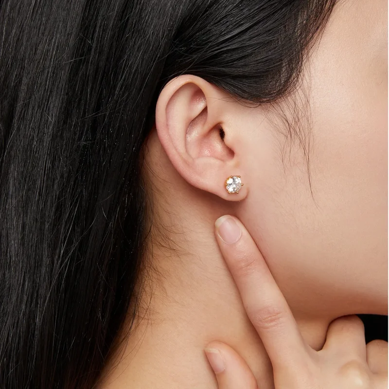 (zdjęcie do) Pandora Style Złoty Platerowany Kolczyki Sztyfty z Moissanite o wadze jednego ka - Wyświetl 6