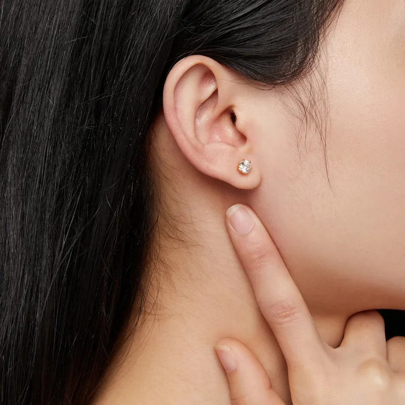 (zdjęcie do) Stud earrings in Pandora stylu, pozłacane złotem, 0,5 karatowego moissanite, sze - Wyświetl 6