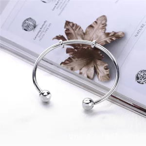 Srebrna otwarta bransoletka bangle Moments, wymienne końcówki - 596477 - Bransoletki PANDORA