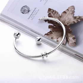 Srebrna otwarta bransoletka bangle Moments, wymienne końcówki - 596477 - Bransoletki PANDORA