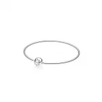 Srebrna bransoletka bangle ESSENCE - Pandora PL