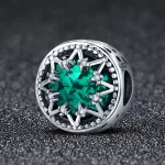 Charms Typu Pandora Romantyczne szmaragdowe płatki śniegu - SCC308