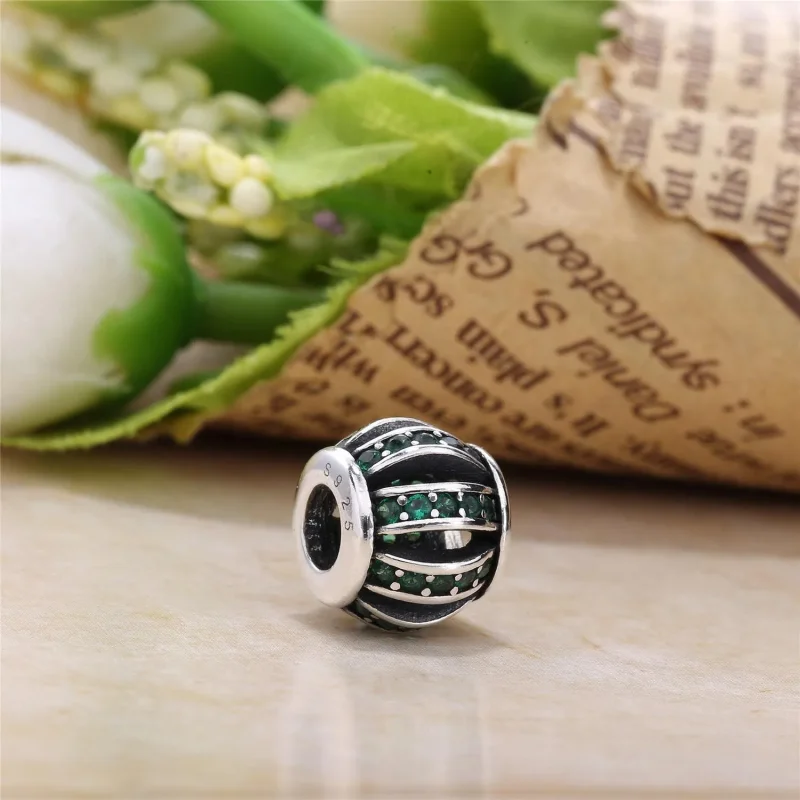 (zdjęcie do) Biała ażurowa baryłka Pavé - 791115CZ - Charmsy | PANDORA - Wyświetl 3