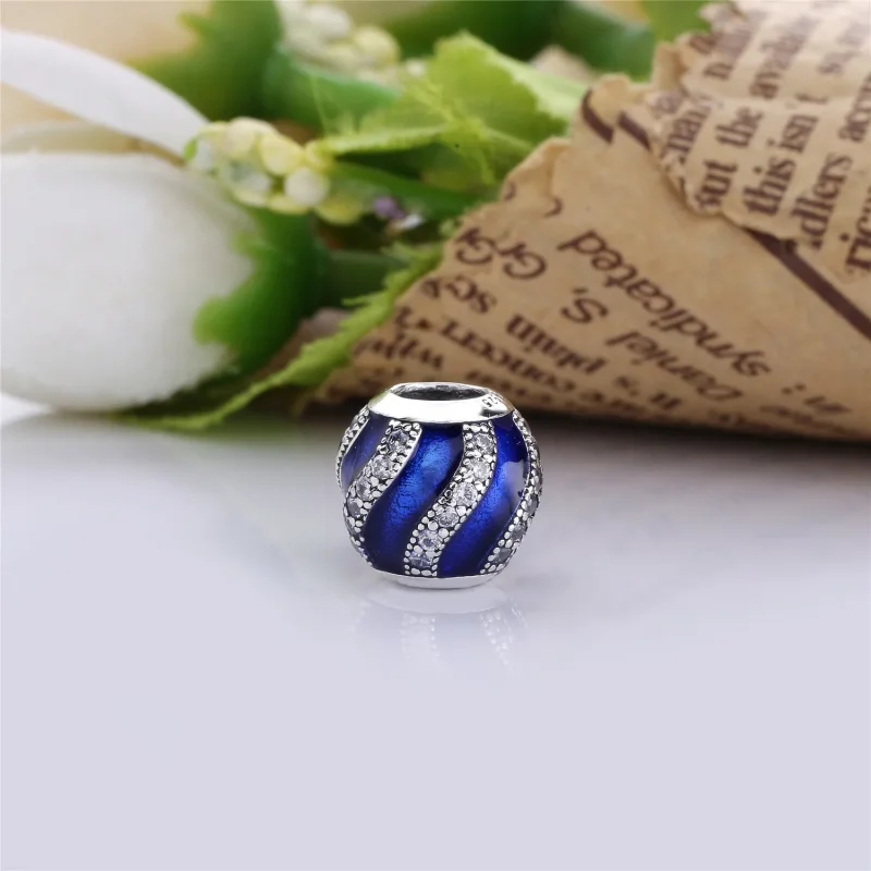 (zdjęcie do) Charms Czerwona ozdoba | PANDORA - Wyświetl 4