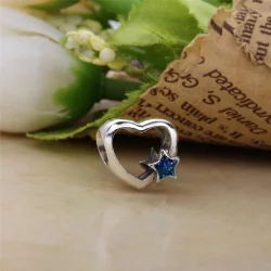 Charms Gwiazda Serca | PANDORA
