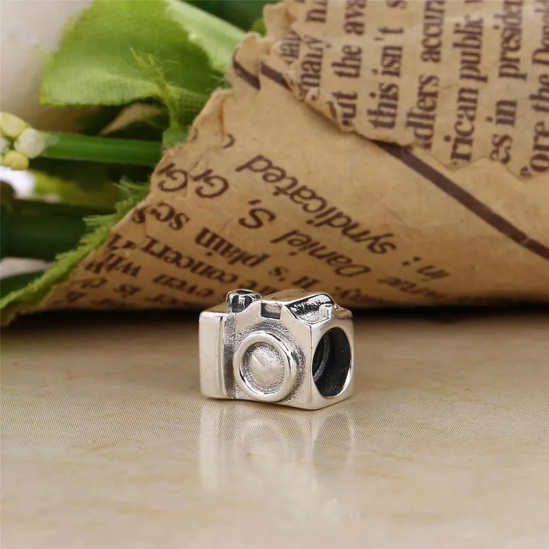 (zdjęcie do) Charms Aparat fotograficzny - PANDORA - Wyświetl 3