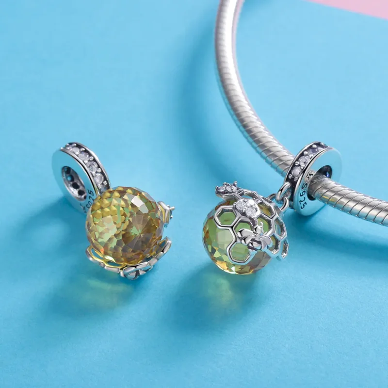 (zdjęcie do) Zawieszka Typu Pandora Plaster miodu - SCC879 - Wyświetl 4