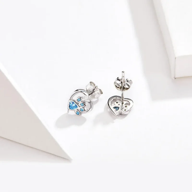 (zdjęcie do) Kolczyki sztyfty Typu Pandora Troskliwy pies łapa serce - SCE654 - Wyświetl 4