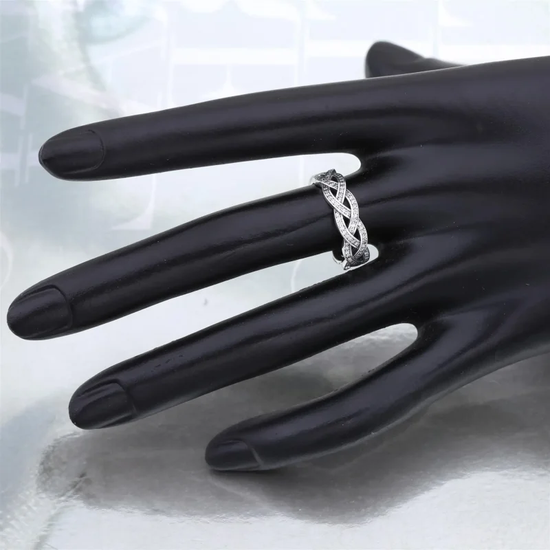 (zdjęcie do) Sparkling Silver Braid Ring - Pandora PL - Wyświetl 2