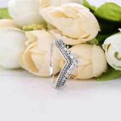 Srebrny Pierścionek Wishbone Pandora