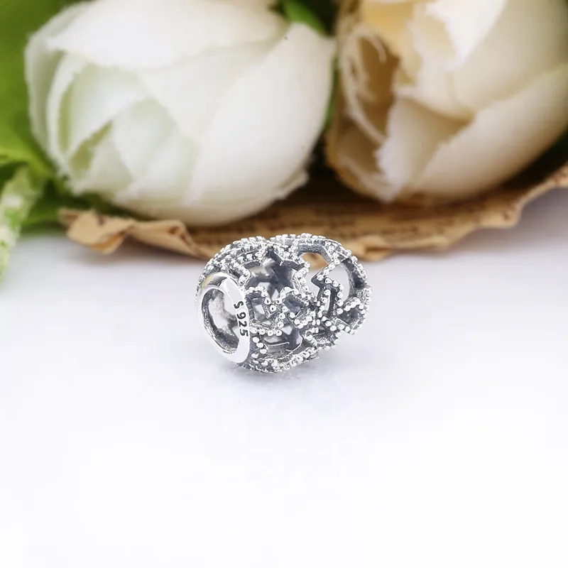 (zdjęcie do) Charms Pandora Ażurowe Serce i zroszony gwiazd 798462C00 - Wyświetl 3