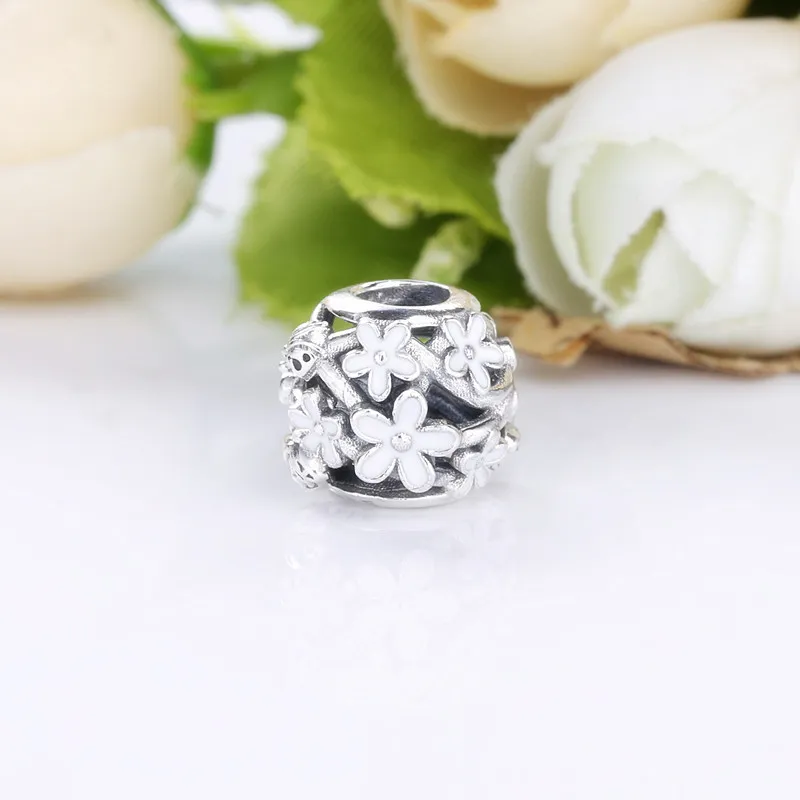 (zdjęcie do) Charms Pandora Ażurowy Kwiat Stokrotki 788772C02 - Wyświetl 2