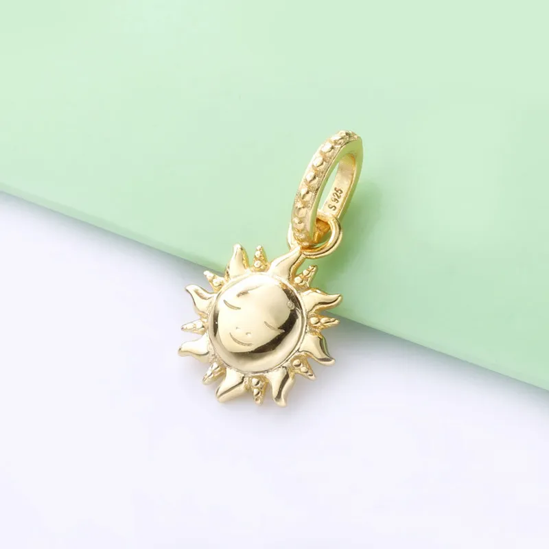 (zdjęcie do) Pandora Zawieszka Lśniące słońce 368793C01 - Wyświetl 3